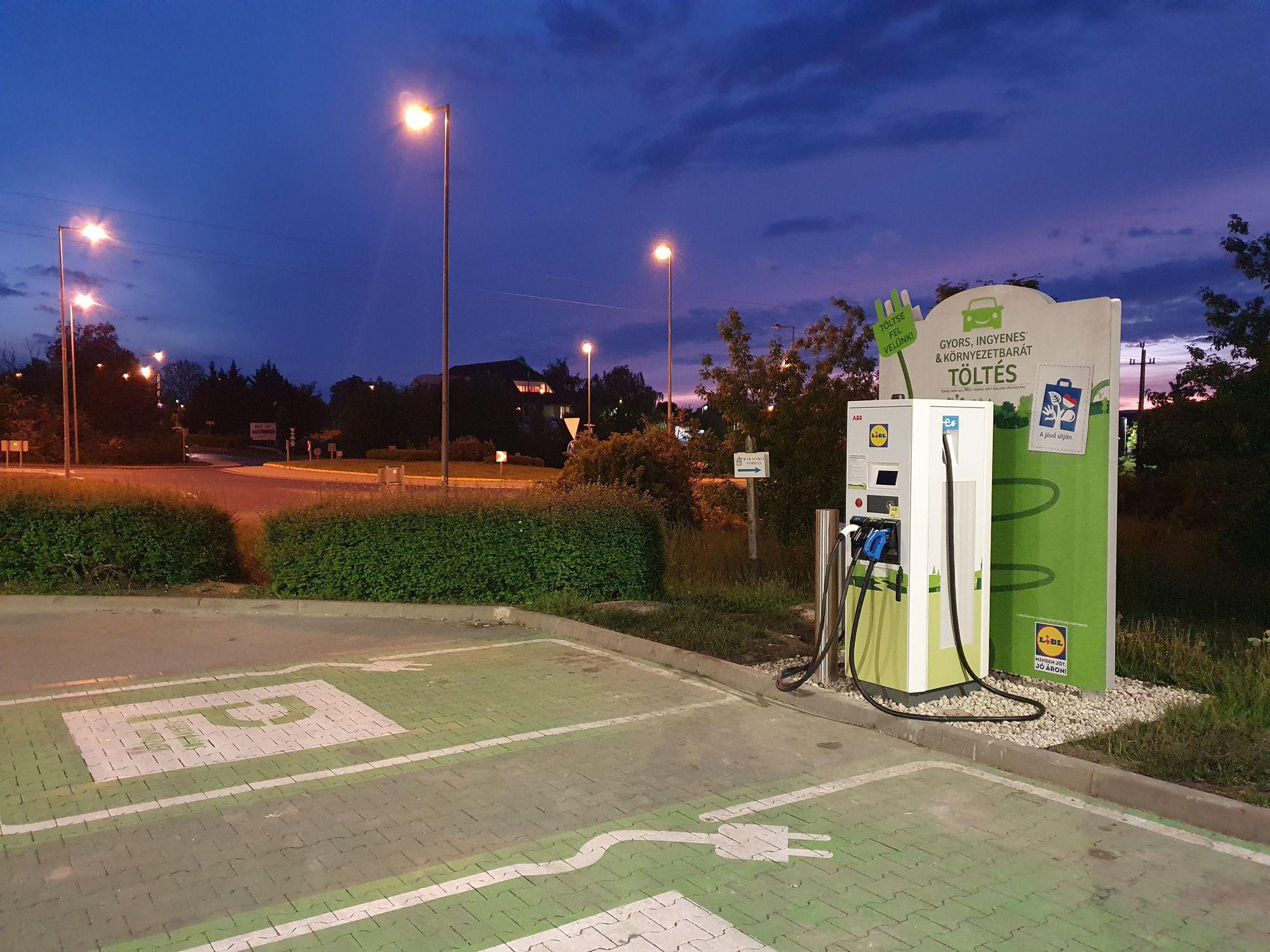 elektromos autó,töltő,tesla,esetén,mire,plugshare,további,segítségével,töltőket,célállomás,alábbi,csatlakozóva,használható,elektromos töltő,